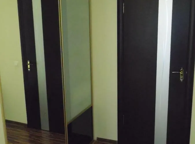 Near Airport Apartment *